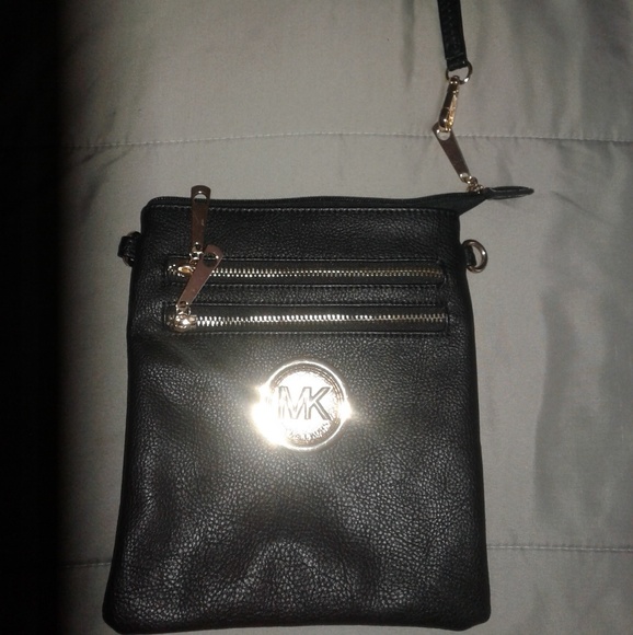 Michael Kors Purse - Picture 2 of 2